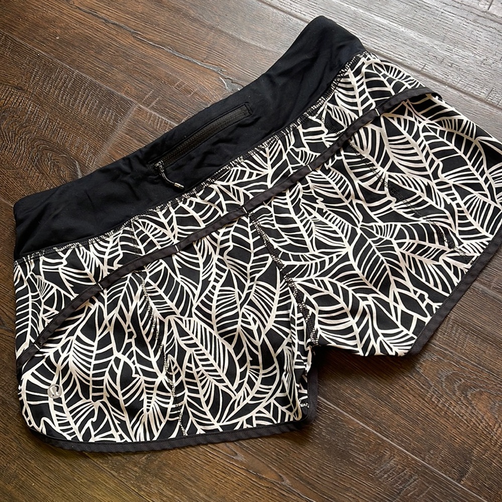 Black & White Patterned Lululemon Shorts